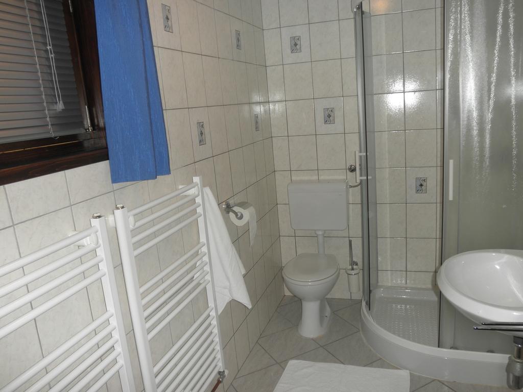 Holiday Home Čumar Cerkno Quarto foto